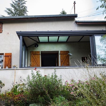 Agreable Logement Independant Avec Veranda ヴィエンヌ エクステリア 写真